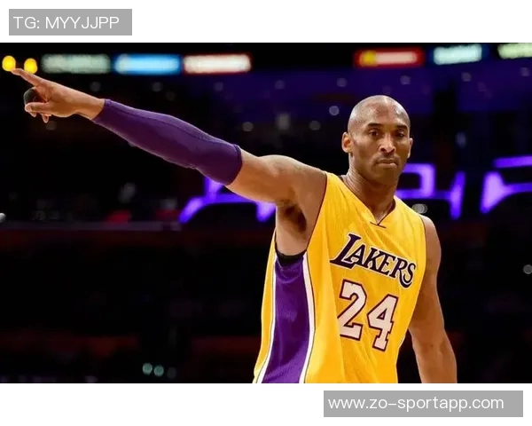 前NBA球员富尼耶推出两款专属Kobe4配色颜值如何一探究竟