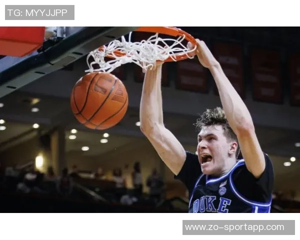 基德表示在全员健康前将继续使用以弗拉格担任控卫的阵容策略