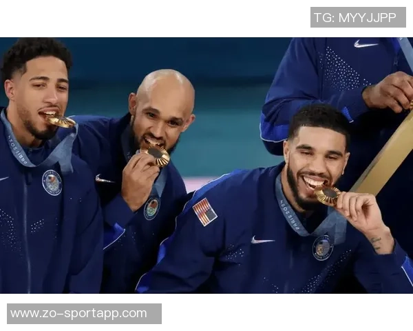 塔图姆训练照引发哈利调侃兄弟你该休息一下了吧